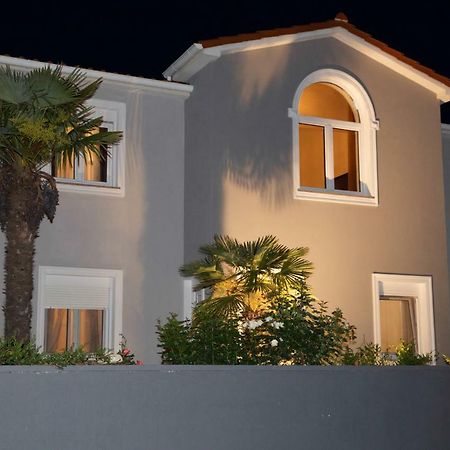 Apartments Petar Pan Fažana Extérieur photo