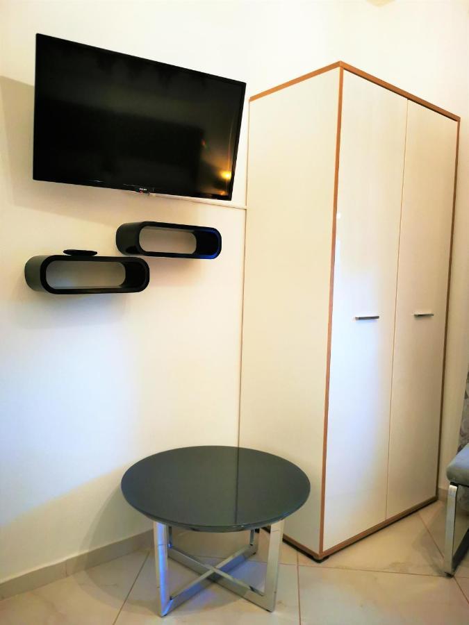 Apartments Petar Pan Fažana Extérieur photo