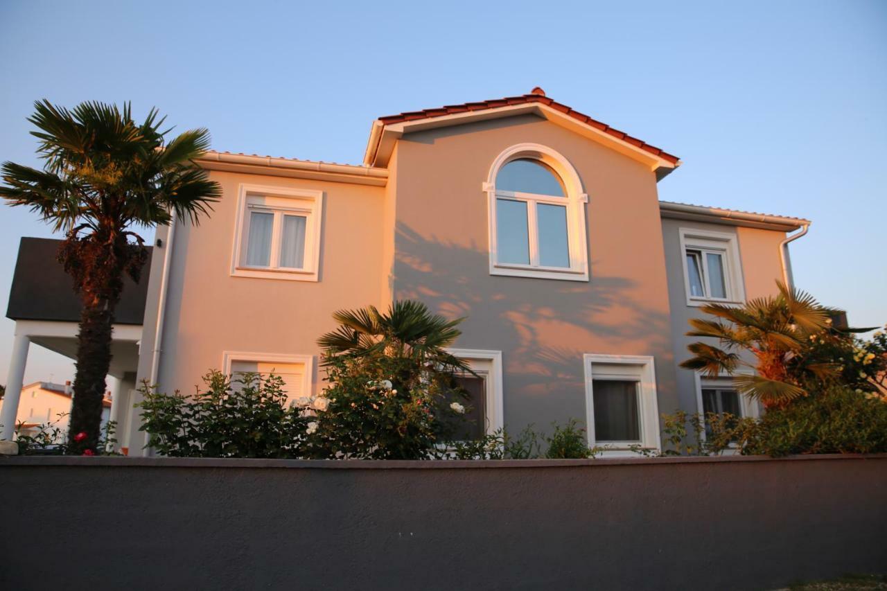 Apartments Petar Pan Fažana Extérieur photo